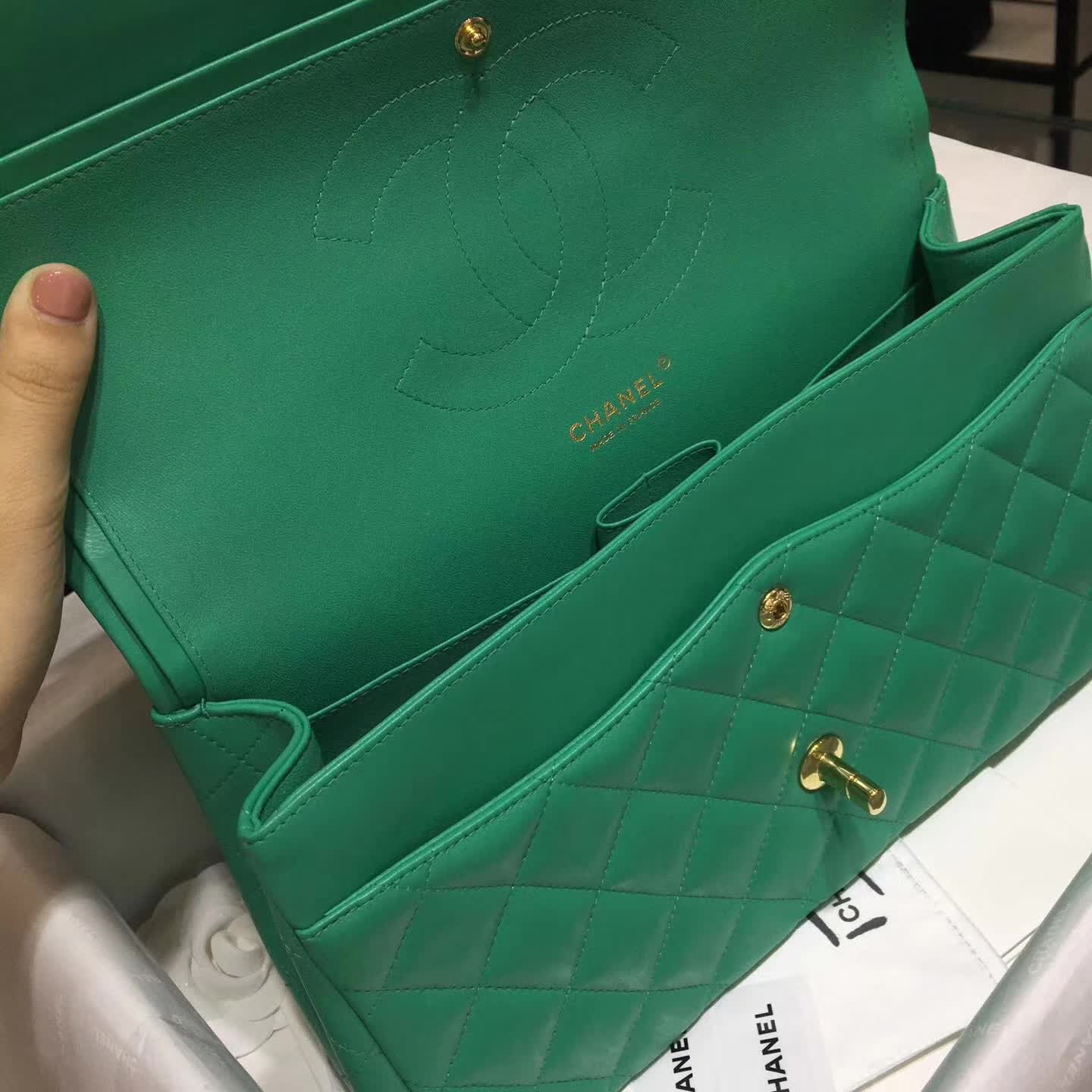Chanel 香奈儿 Classic Flap 小羊皮 湖水绿 30 五金：金
