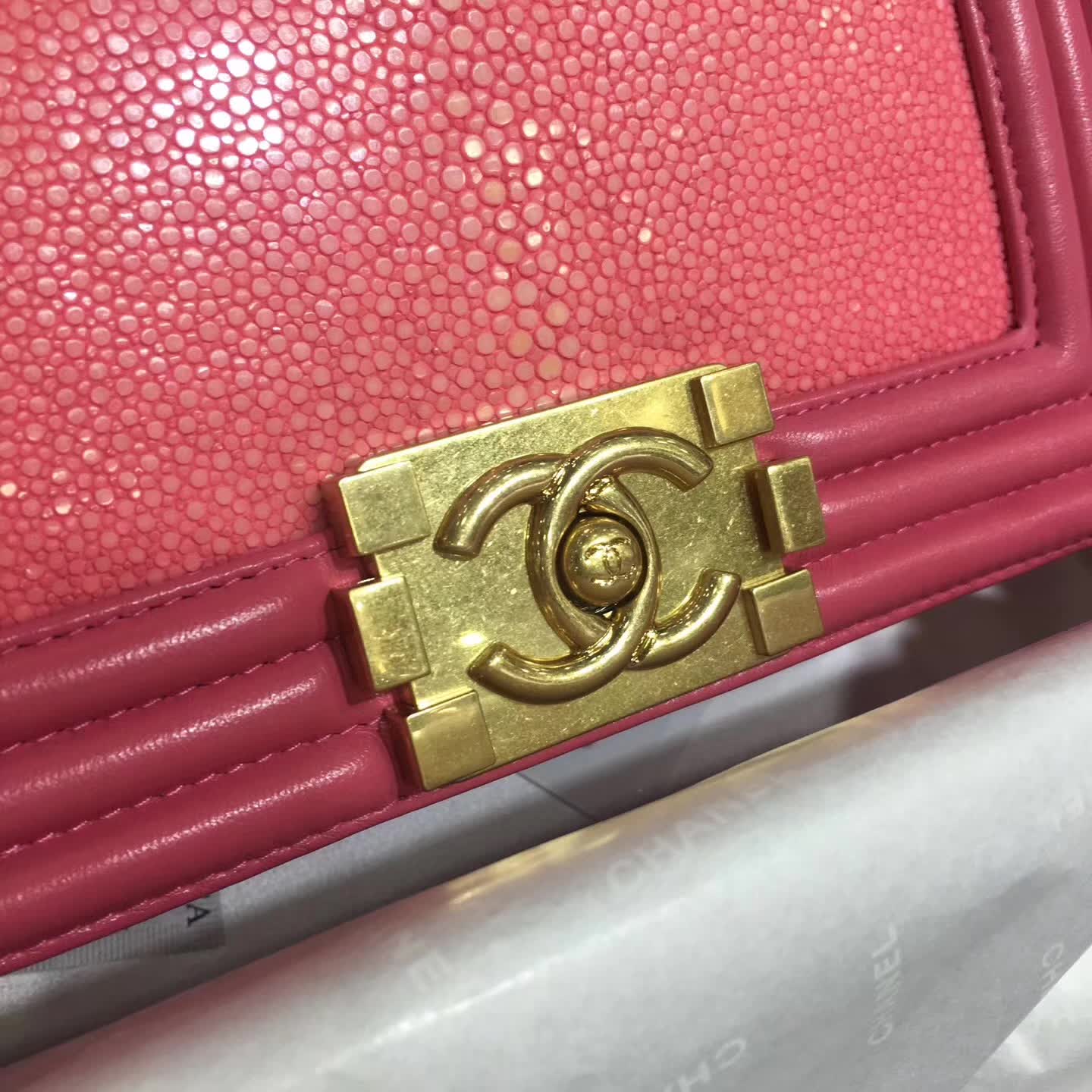 客订 Chanel 香奈儿 官网同步 珍珠鱼皮 嫩粉 出货