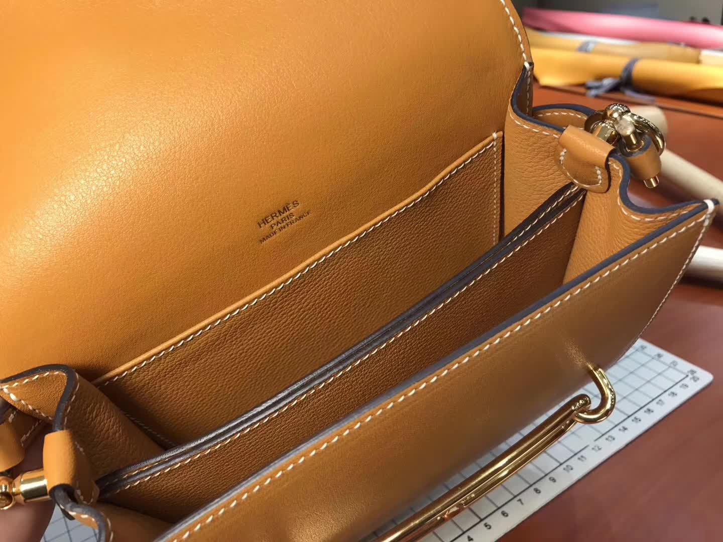 Hermes Roulis mini 19 金棕 gold ck37 爱马仕官网同步 专柜断货颜色