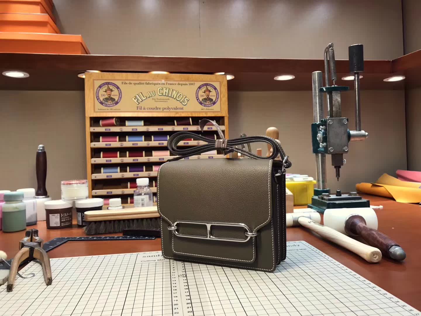 Hermes Roulis mini 19 爱马仕官网同步 专柜断货颜色