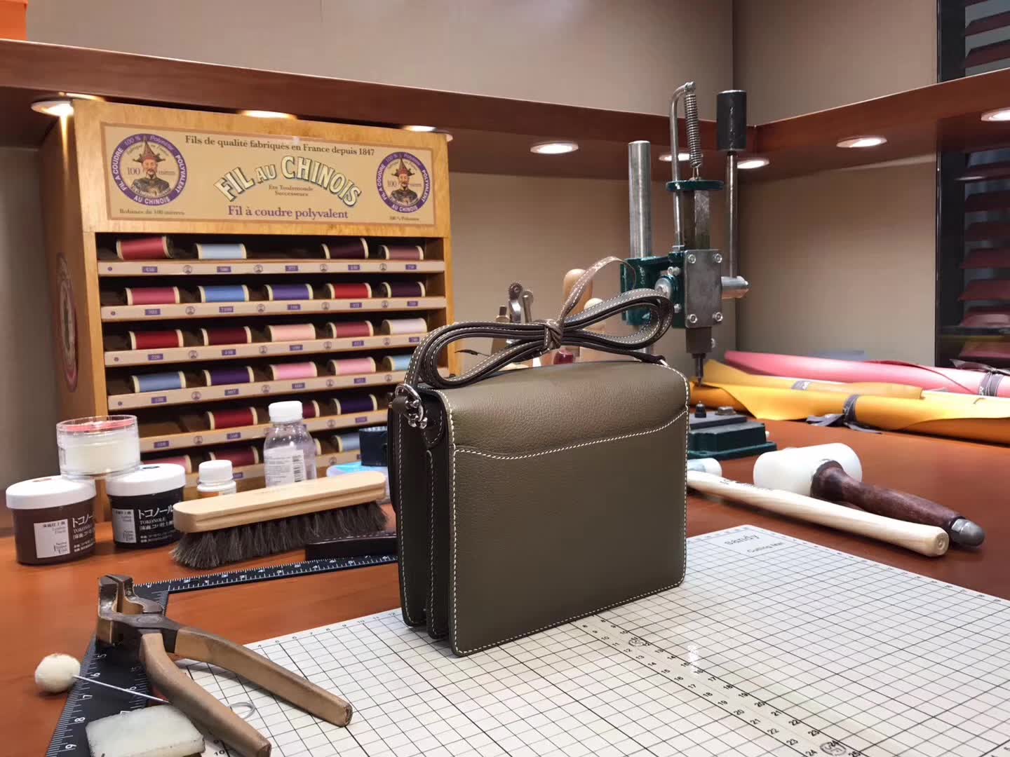 Hermes Roulis mini 19 爱马仕官网同步 专柜断货颜色