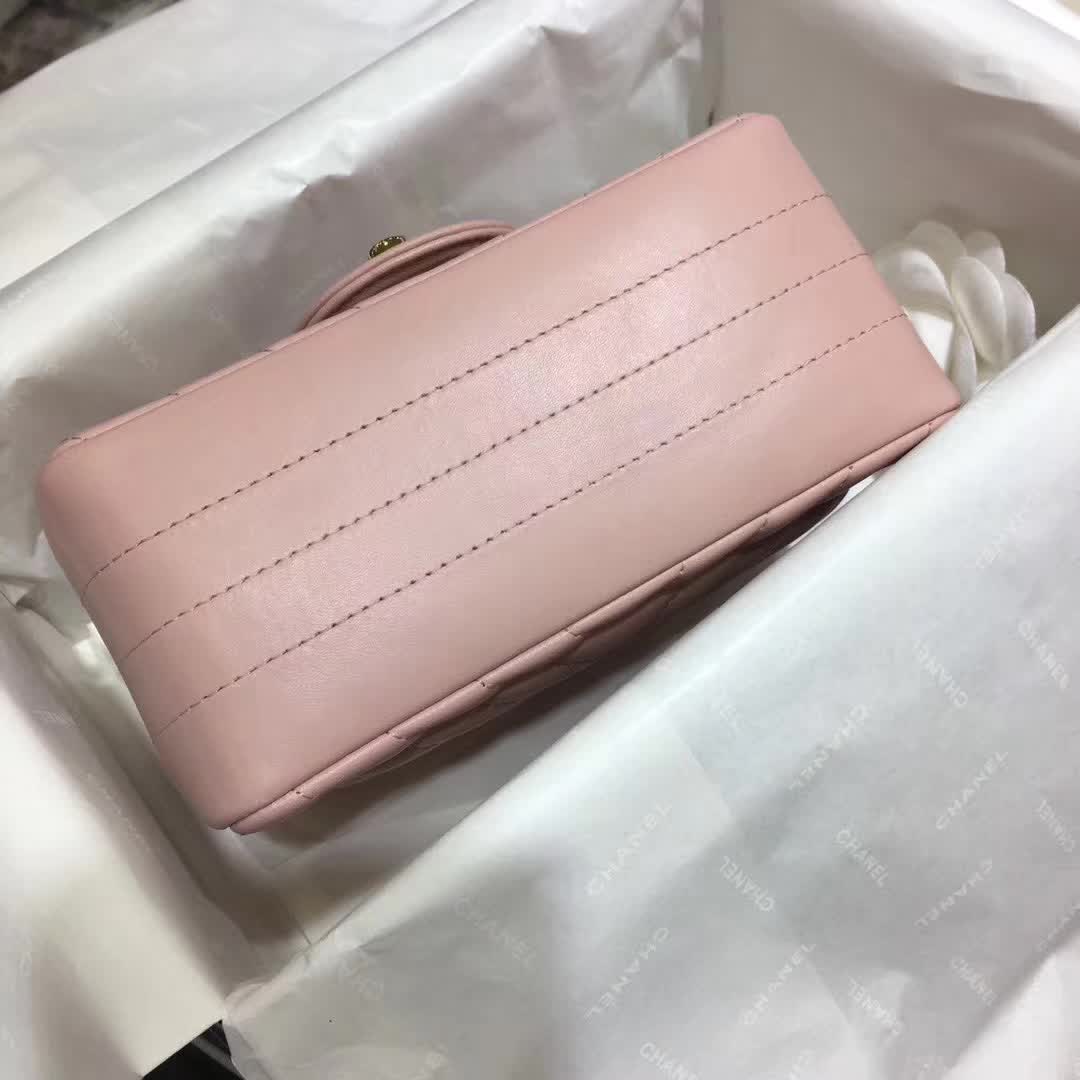 Classic Flap V小羊皮 粉色 17cm 金色五金