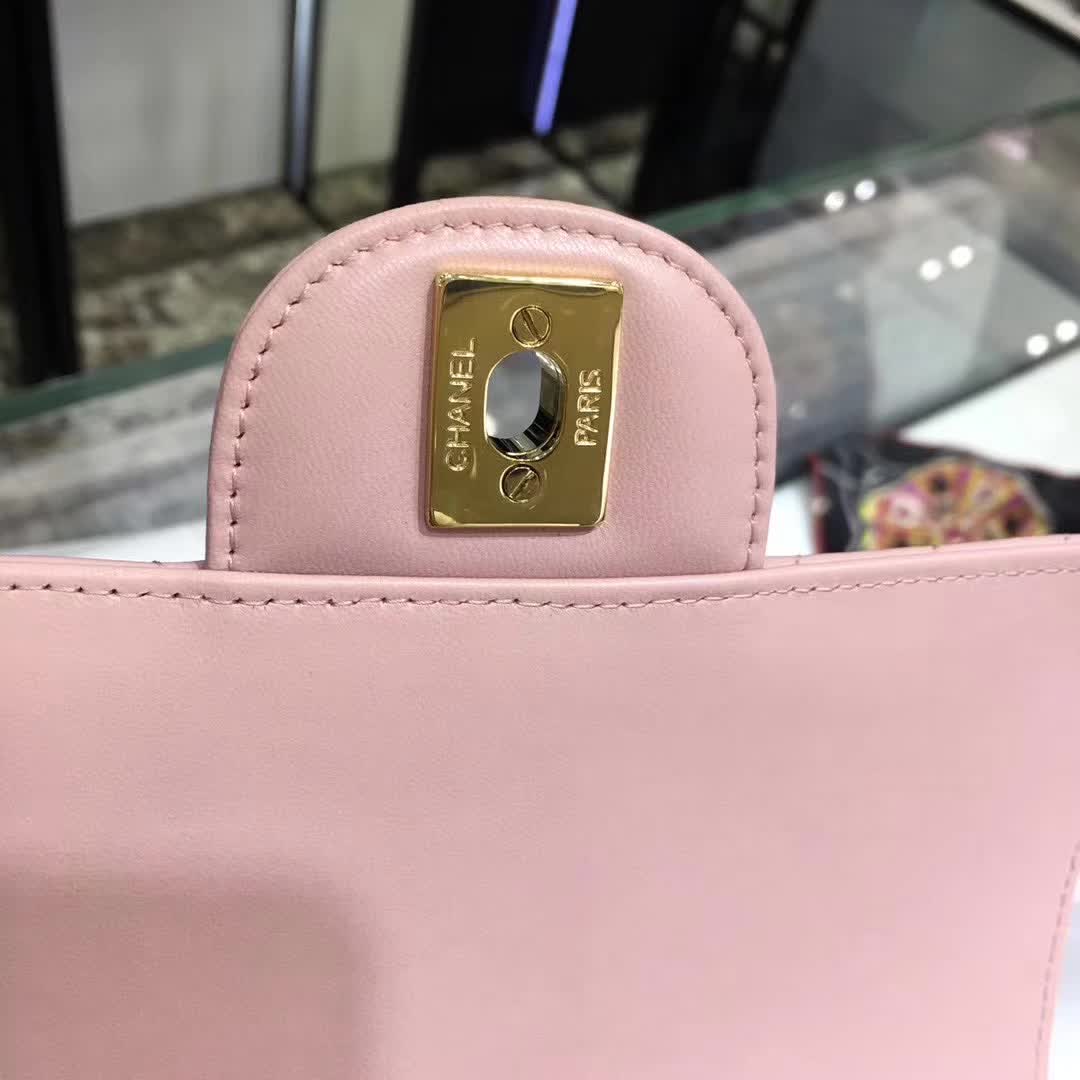 Classic Flap V小羊皮 粉色 17cm 金色五金