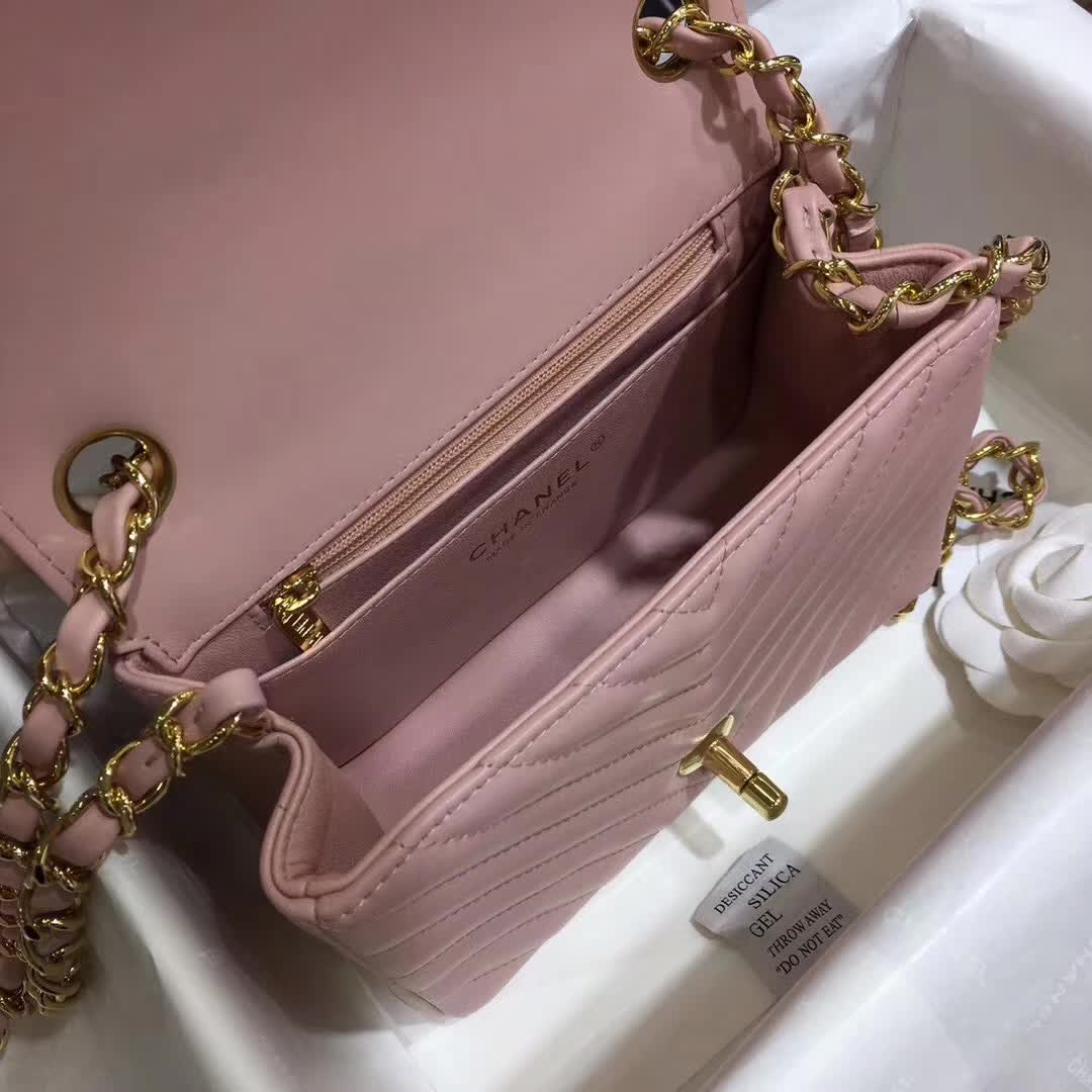 Classic Flap V小羊皮 粉色 17cm 金色五金