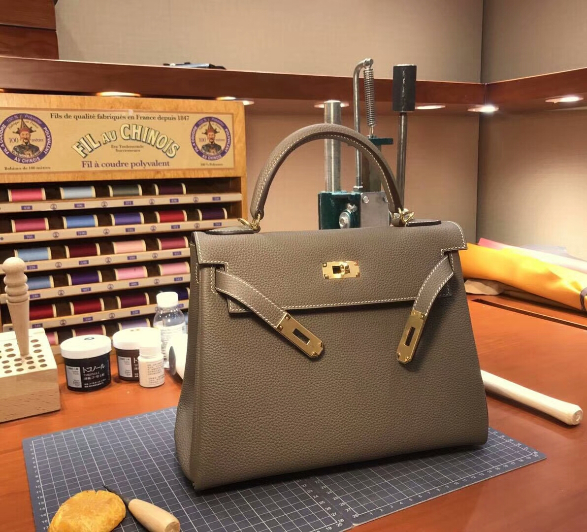 CK18 Etoupe 大象灰 Kelly 28CM Togo皮 纯手工蜡线 法国TR级别的进口皮料 配全套专柜包装发票
