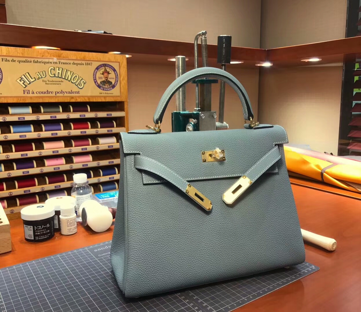 J7 Blue Lin 亚麻蓝 Kelly 28CM Togo皮 纯手工蜡线 法国TR级别的进口皮料 配全套专柜包装发票