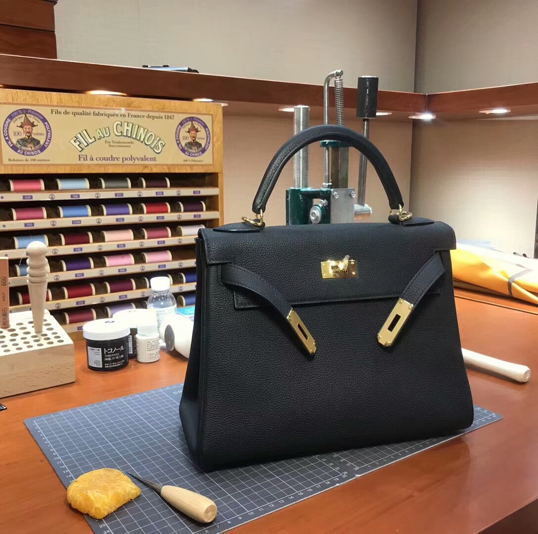 Kelly 28CM Togo皮 纯手工蜡线 法国TR级别的进口皮料 配全套专柜包装发票 经典黑色