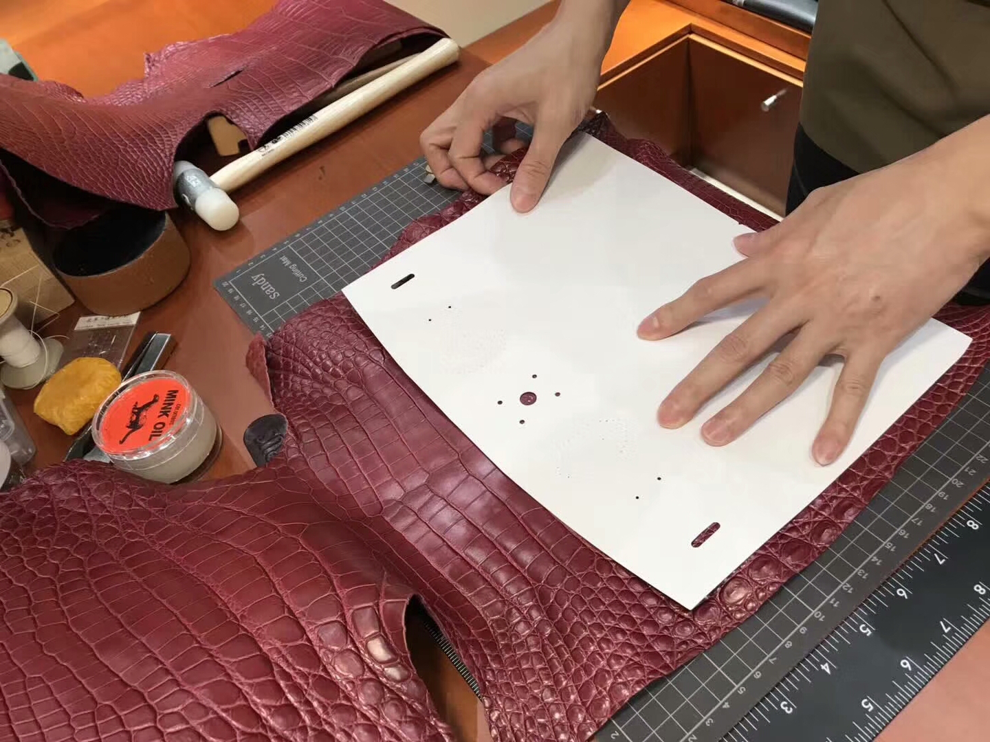 鳄鱼皮现货 供大家欣赏