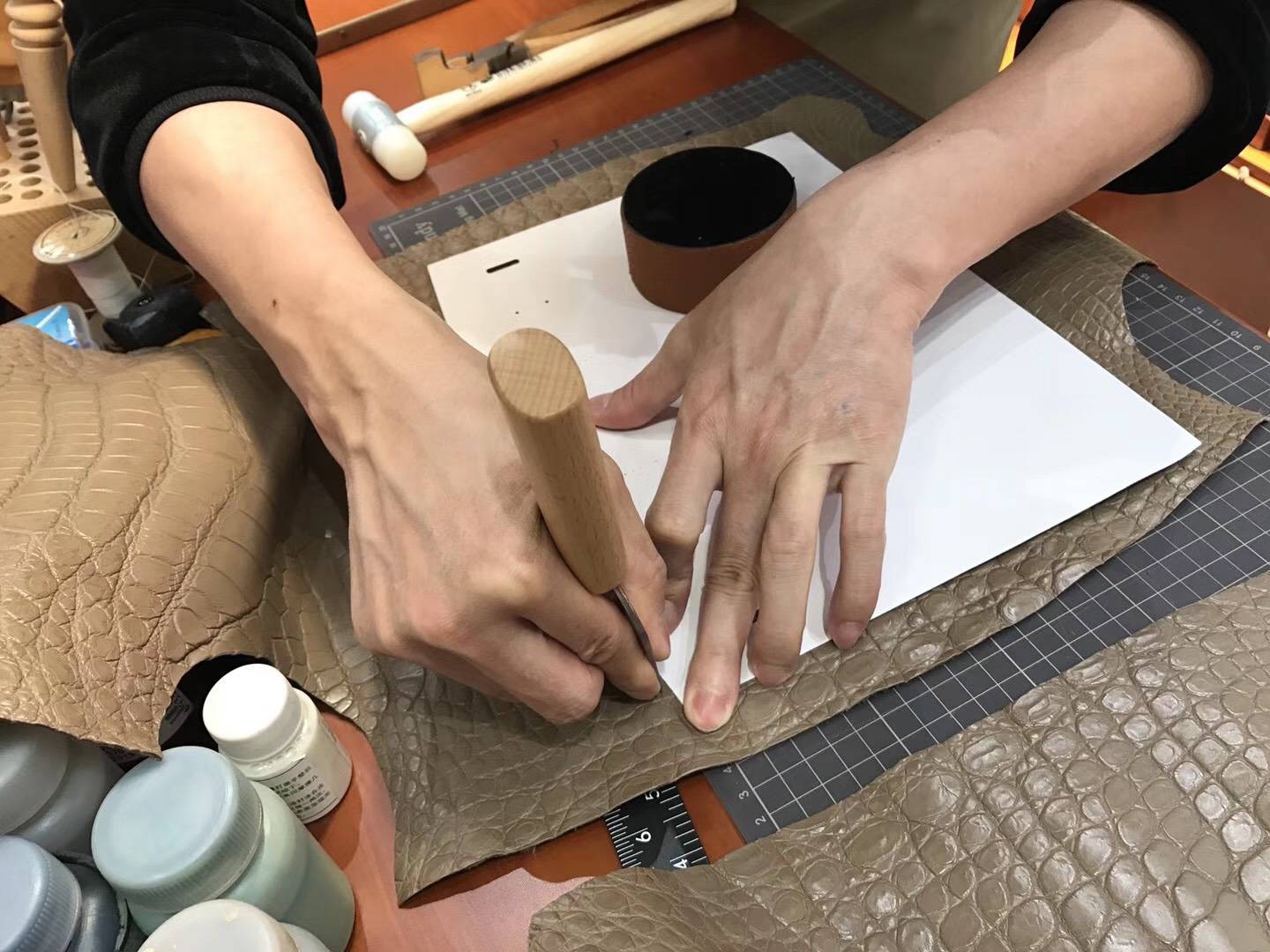 鳄鱼皮现货 供大家欣赏