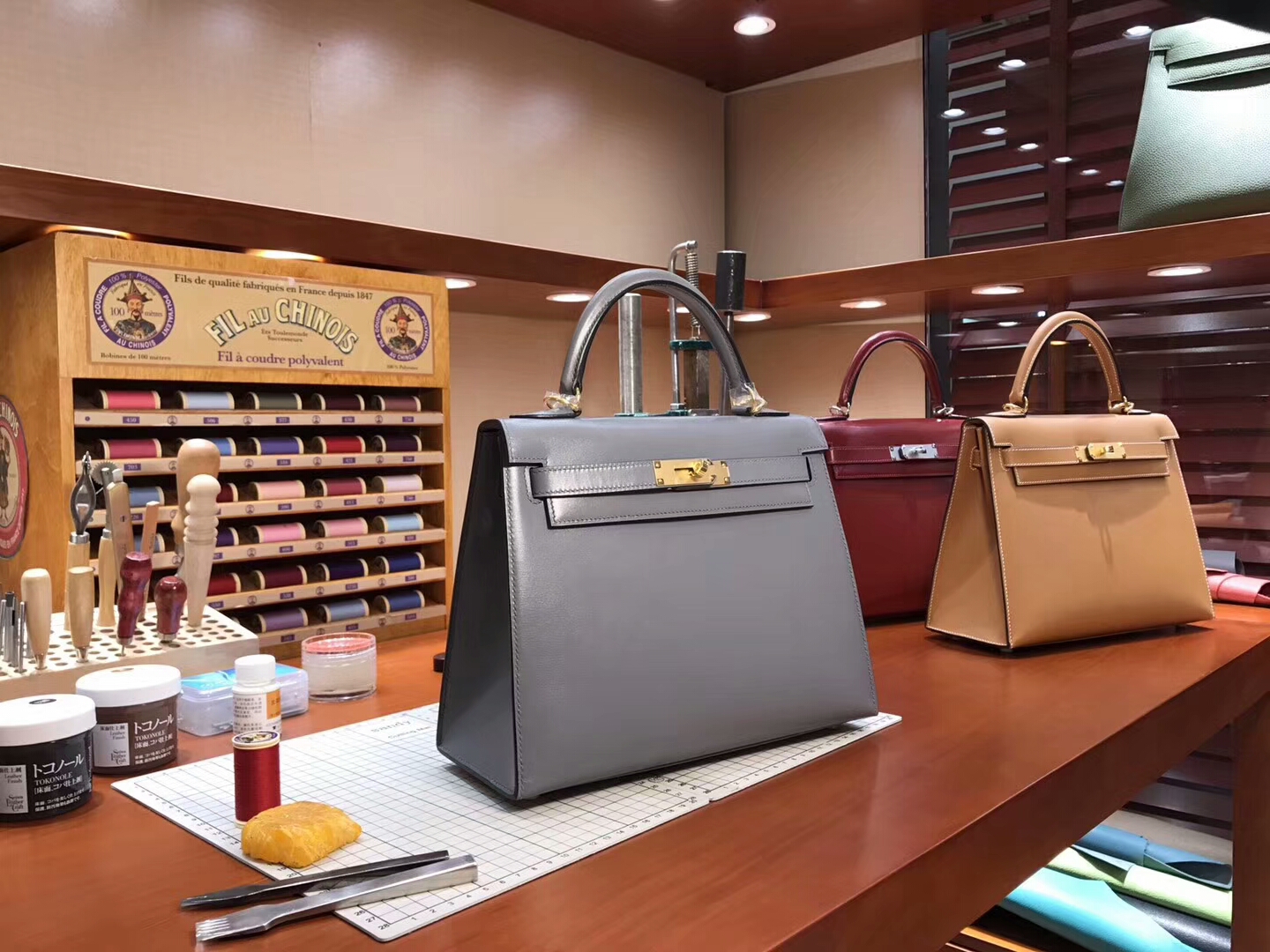 Kelly 28CM 现货系列 配全套专柜原版包装 8F Etain 银锡灰 锡器灰