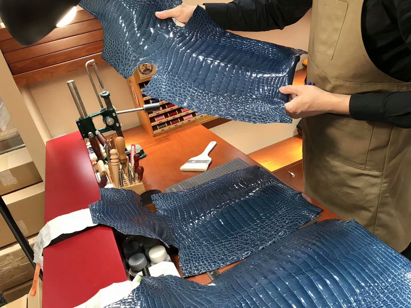 尚美高订 全球代发货 精挑细选鳄鱼皮 极致完美