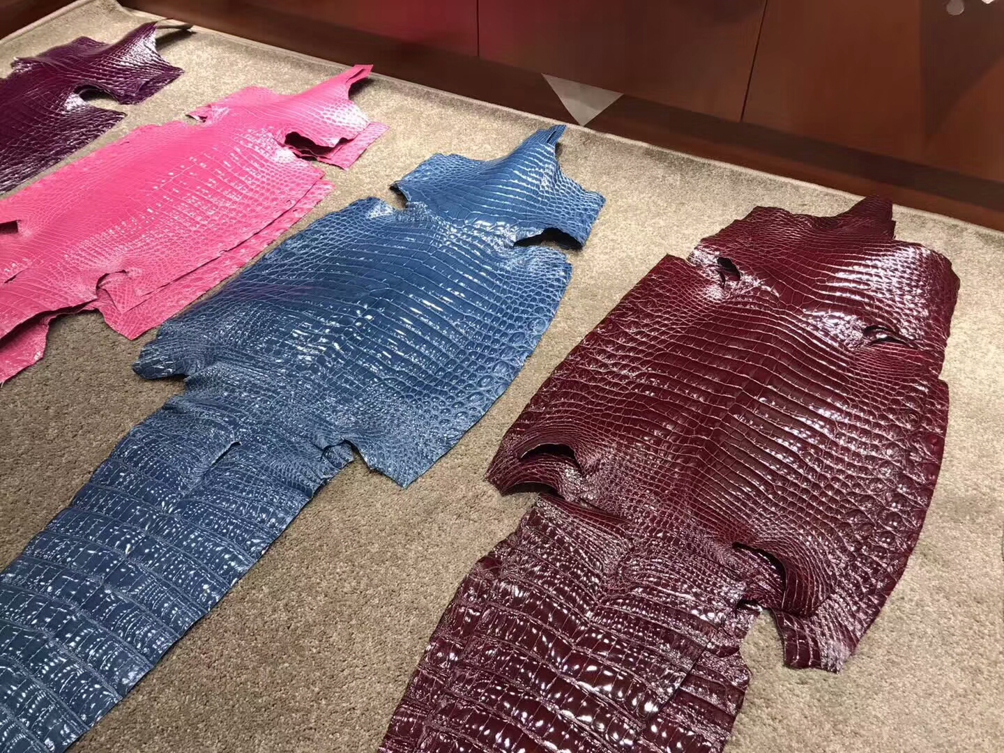 尚美高订 全球代发货 精挑细选鳄鱼皮 极致完美