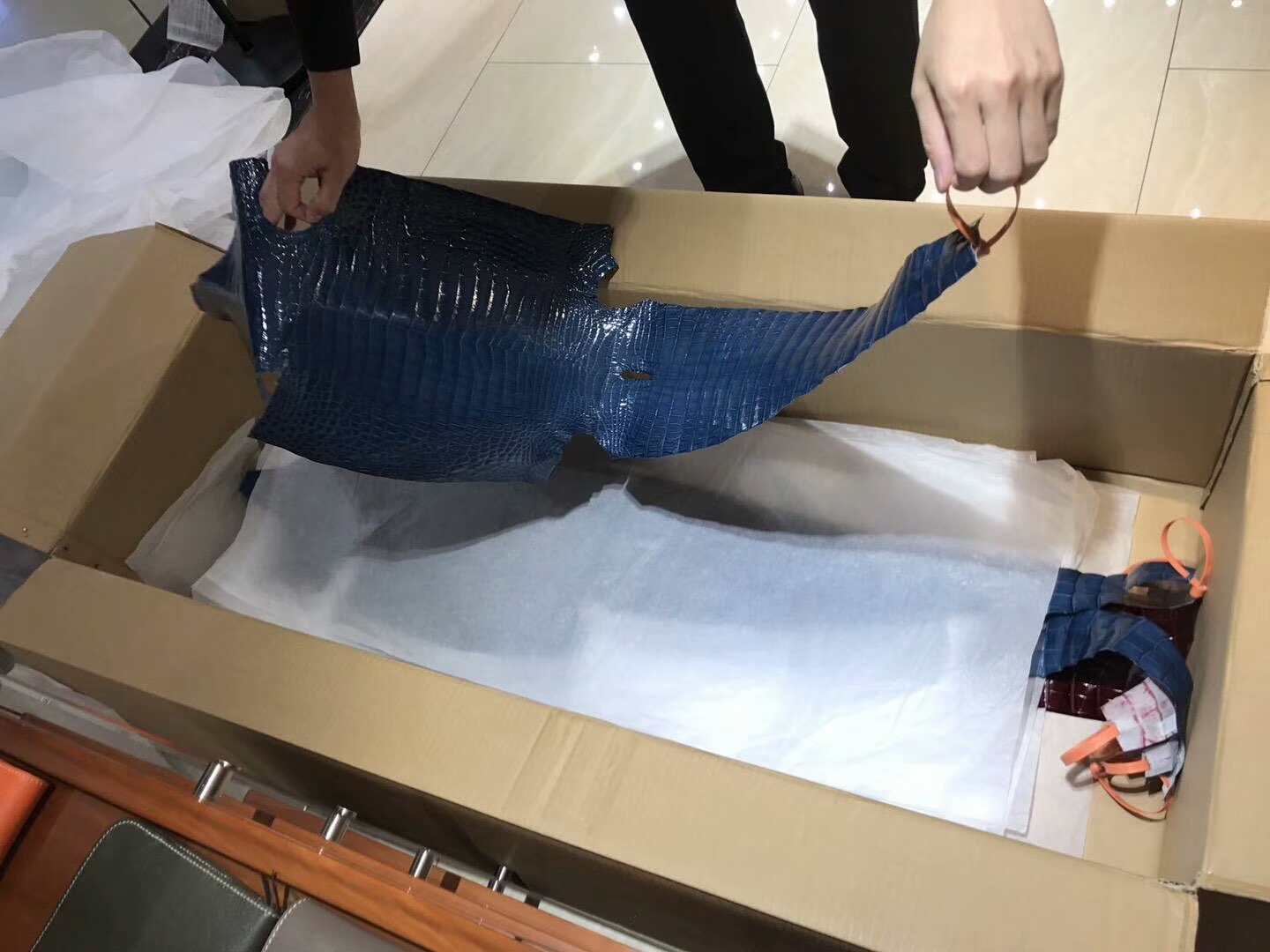 尚美高订 全球代发货 精挑细选鳄鱼皮 极致完美