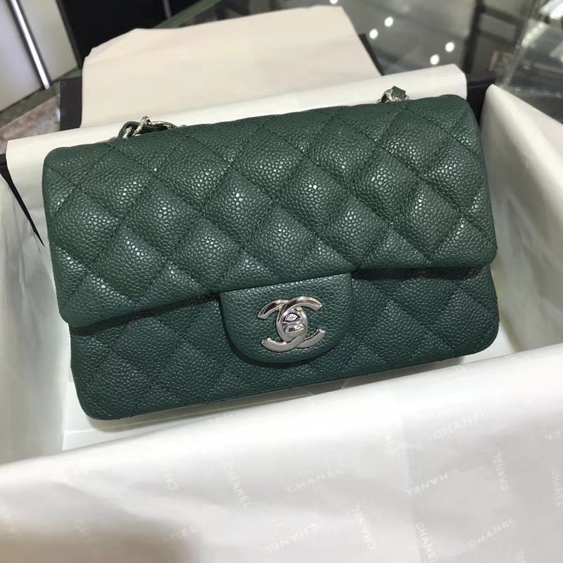 CHANEL 小香 Classic Flap Bag  进口鱼子酱 20cm 翡翠绿 银扣  客订出货 少量现货