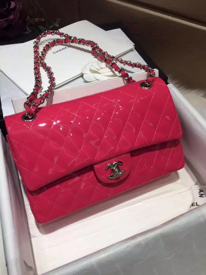 Chanel 香奈儿 Classic Flap Bag  进口漆皮 25cm 感受细节 感受工艺 玫红色 银扣