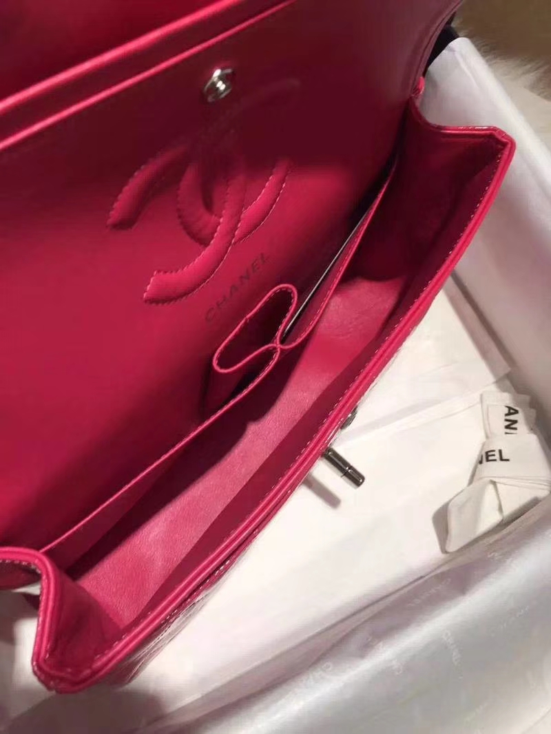 Chanel 香奈儿 Classic Flap Bag  进口漆皮 25cm 感受细节 感受工艺 玫红色 银扣
