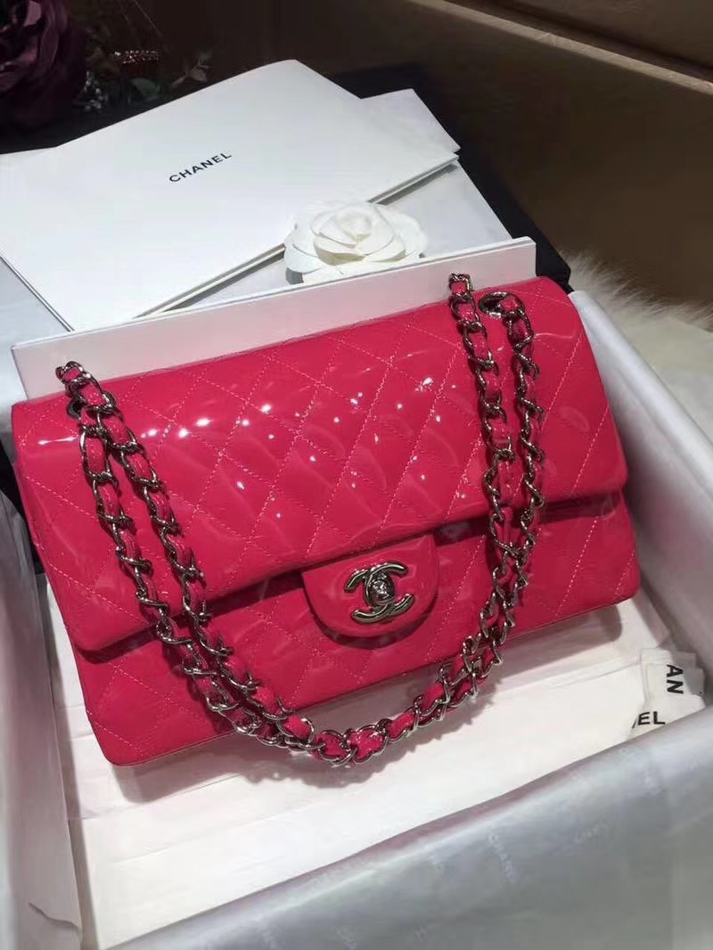 Chanel 香奈儿 Classic Flap Bag  进口漆皮 25cm 感受细节 感受工艺 玫红色 银扣