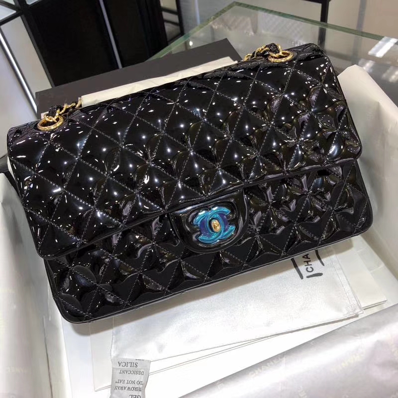 CHANEL 香奈儿 Classic Flap Bag  进口漆皮 25cm 感受细节 感受工艺 黑色 金扣