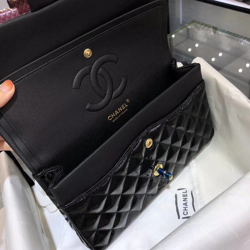CHANEL 香奈儿 Classic Flap Bag  进口漆皮 25cm 感受细节 感受工艺 黑色 金扣