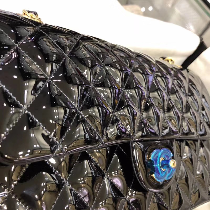 CHANEL 香奈儿 Classic Flap Bag  进口漆皮 25cm 感受细节 感受工艺 黑色 金扣