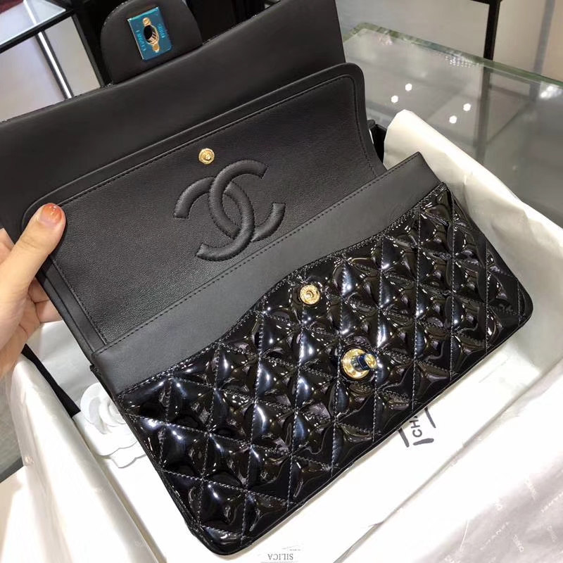 CHANEL 香奈儿 Classic Flap Bag  进口漆皮 25cm 感受细节 感受工艺 黑色 金扣