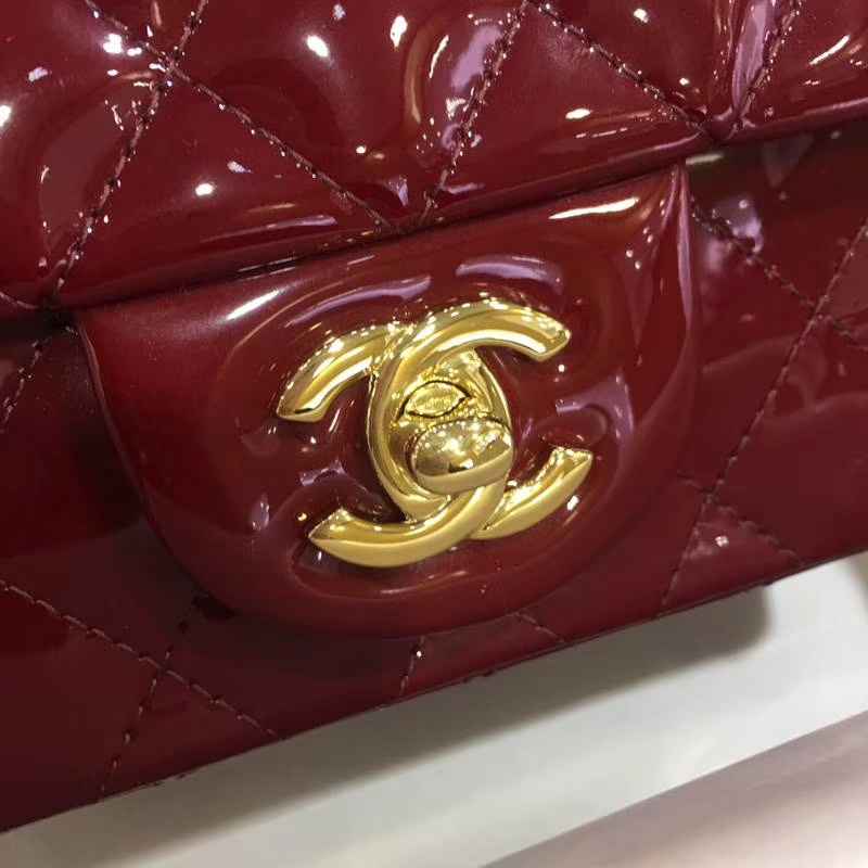 香奈儿 Classic Flap Bag  进口漆皮 17cm  感受细节 感受工艺 酒红 金扣