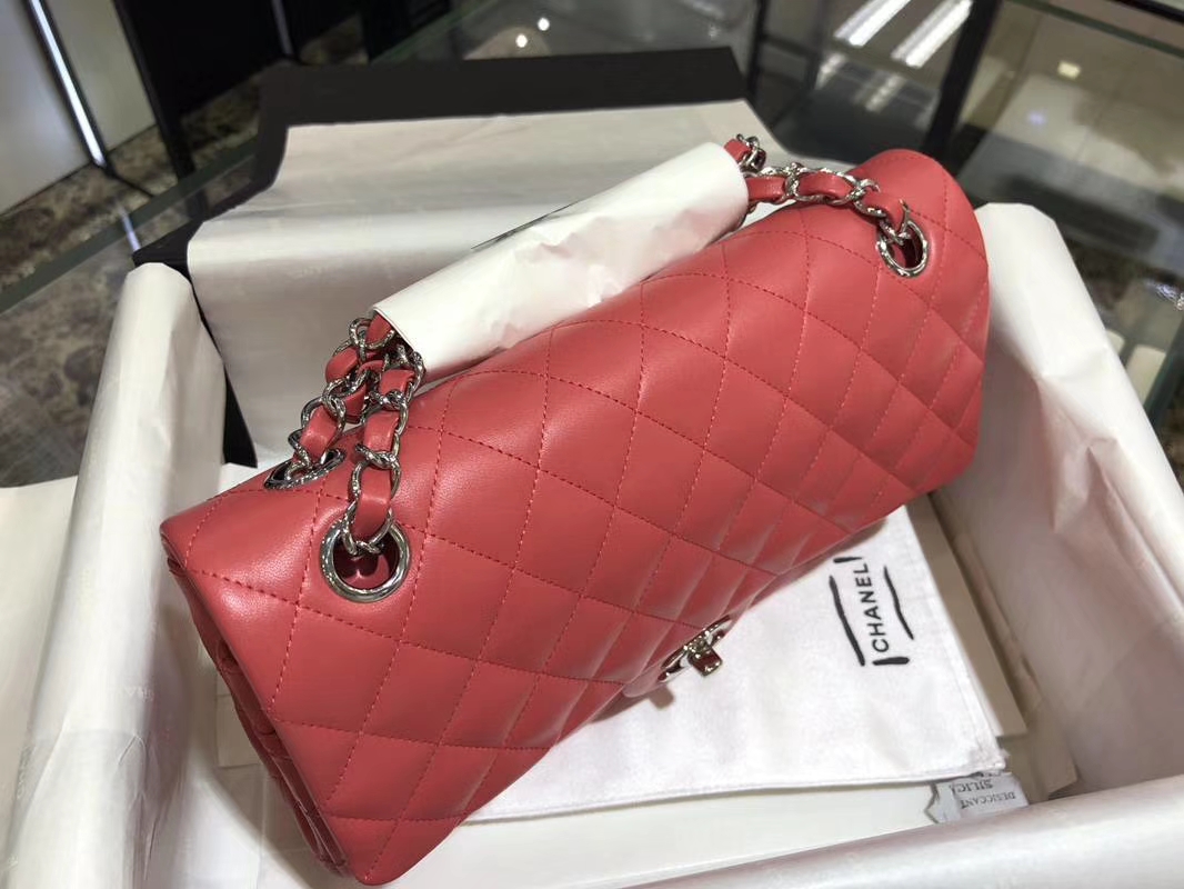CHANEL 香奈儿 Classic Flap Bag  小羊皮 25cm 西瓜红 金扣 纯正品开发 顶级的工艺 进出专柜无压力