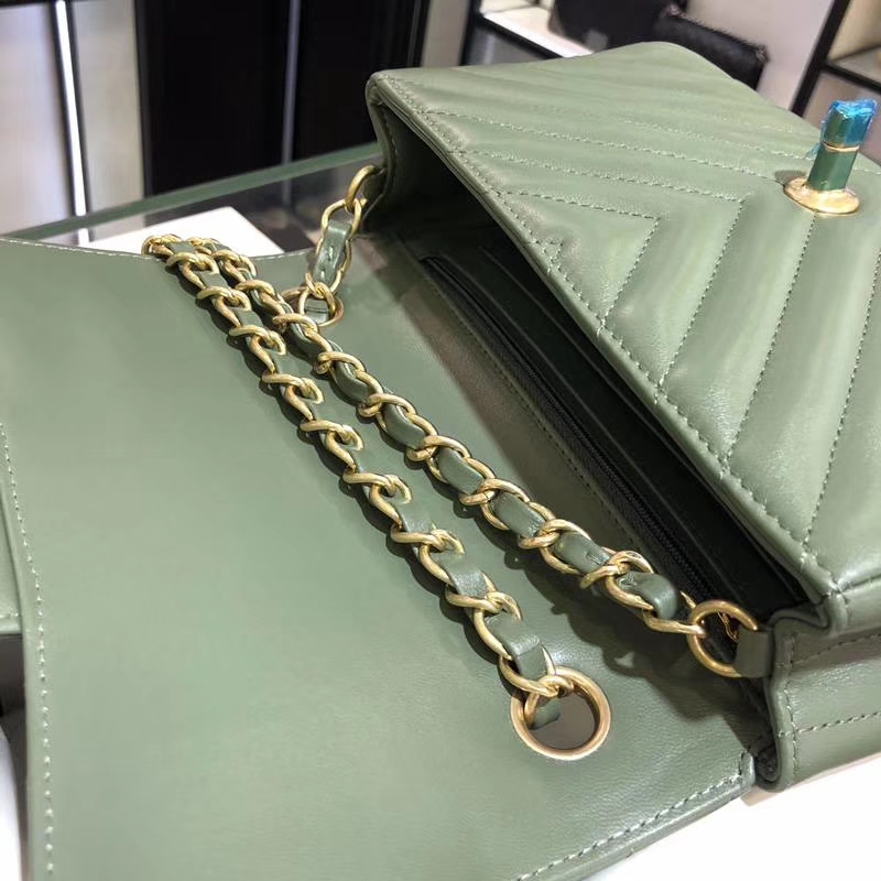 CHANEL 香奈儿 V字绣 希腊绿 20cm 超美 客订 少量现货 怀旧金