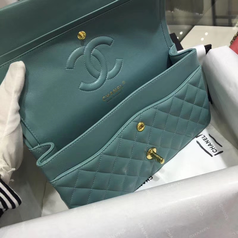 CHANEL 小香 Classic Flap Bag  25cm Medium Size  Imported lamb skin 进口小羊皮 25cm 现货 薄荷绿 金扣