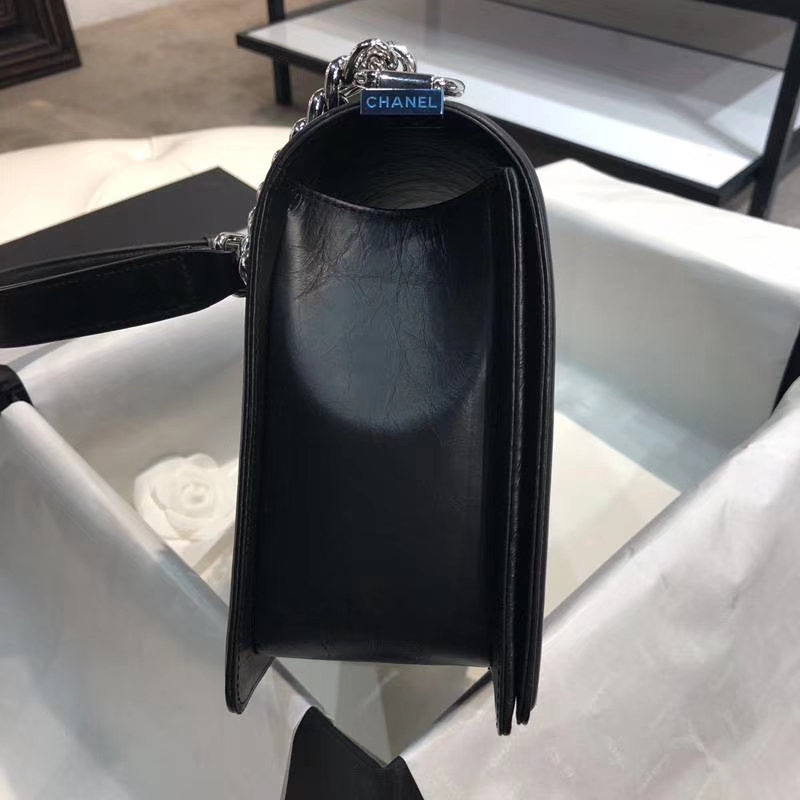 Chanel 香奈儿 Leboy Bag 手工链 复刻皮 28cm 黑色 白银五金