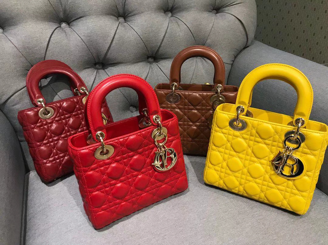 Dior 迪奥 四格戴妃包 金银扣 进口小羊皮 意大利原厂皮料 20cm 自选徽章款戴妃