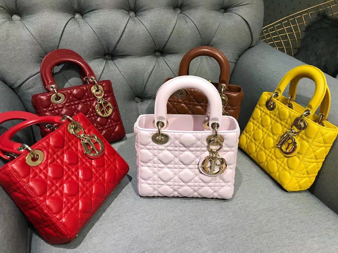 Dior 迪奥 四格戴妃包 金银扣 进口小羊皮 意大利原厂皮料 20cm 自选徽章款戴妃