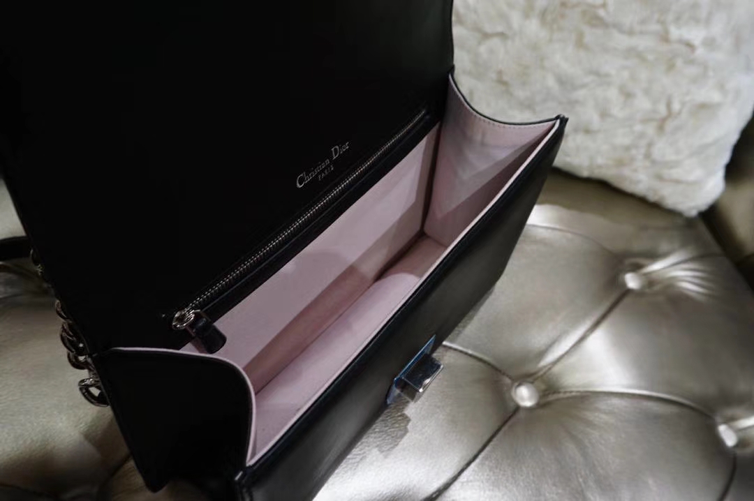 Dior 腾格纹 黑色 牛皮 25cm 专柜同步 