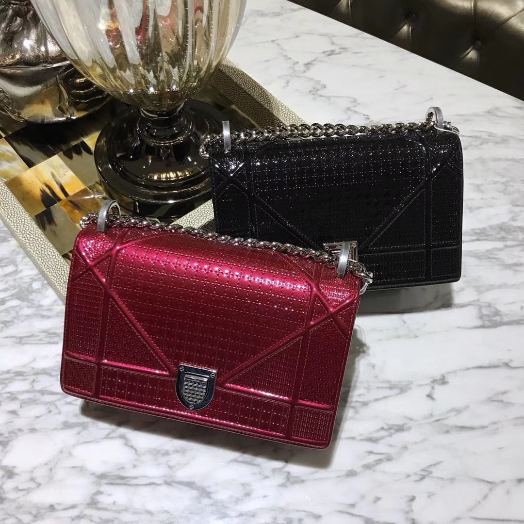 Dior 腾格纹 25cm/21cm 漆面 牛皮 黑色 红色