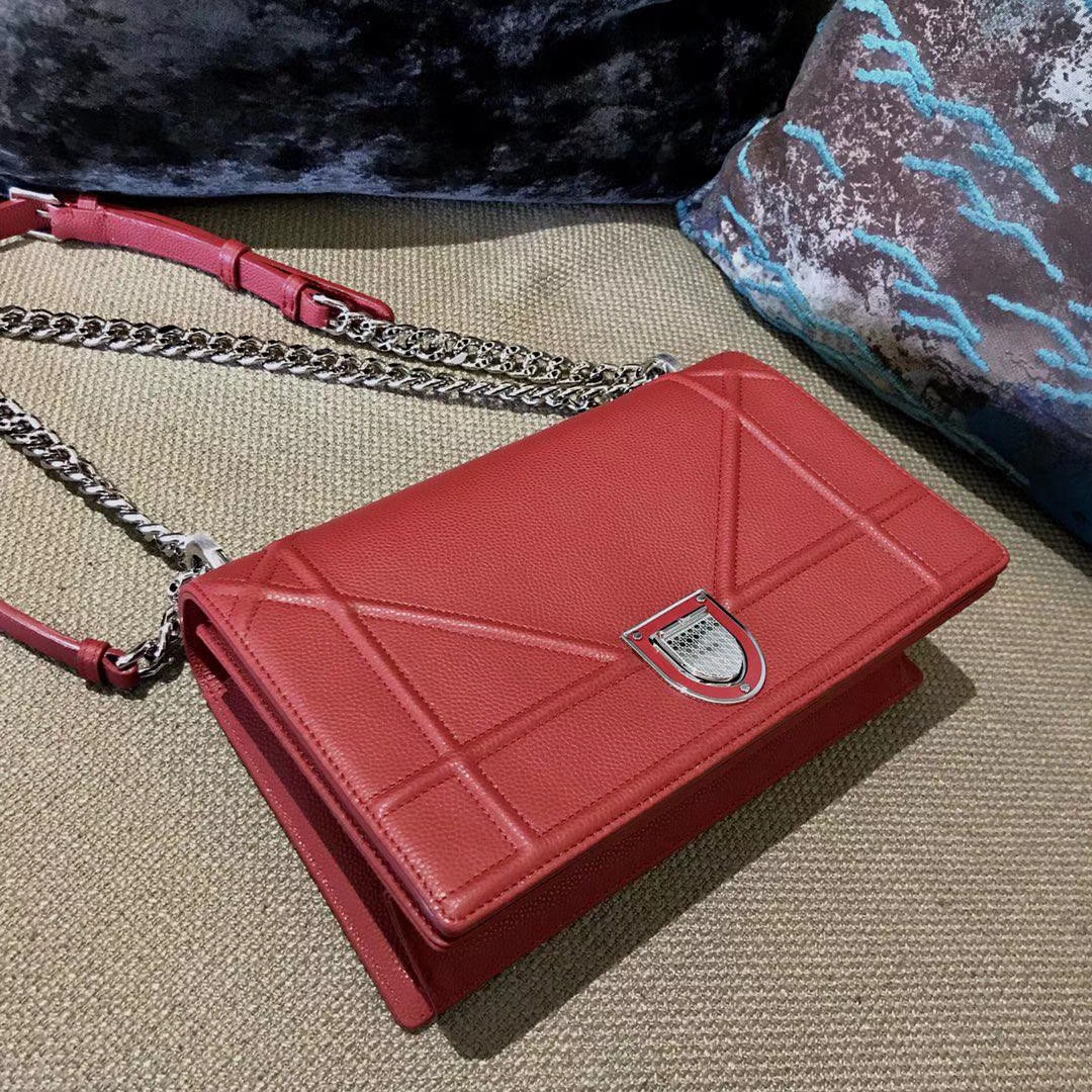 Dior 腾格纹  25cm 21cm 银色链条  红色 专柜同步