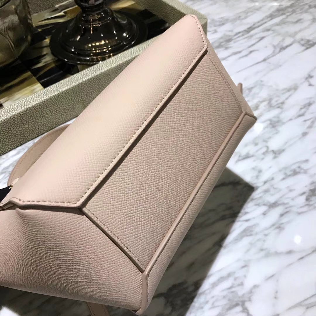 Celine 鲶鱼包mini 20cm  新色来袭 裸粉 专柜新色
