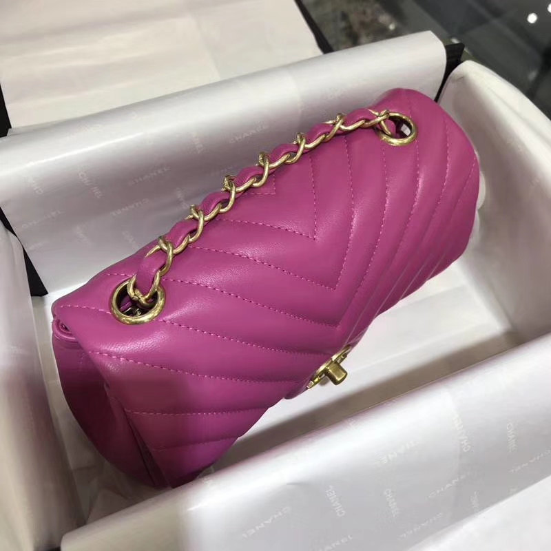 Chanel 香奈儿 V字绣 20cm 进口小羊皮 玫红色 配上怀旧金 客订出货 现货 