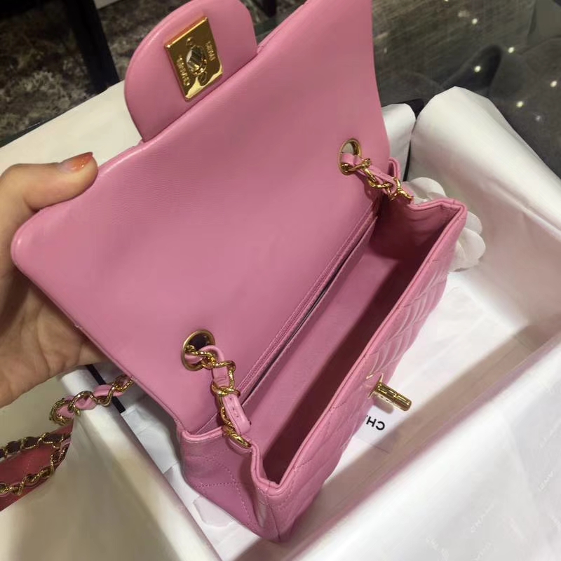 Chanel 香奈儿  Classic Flap  进口小羊皮 20cm 桃粉色 金扣