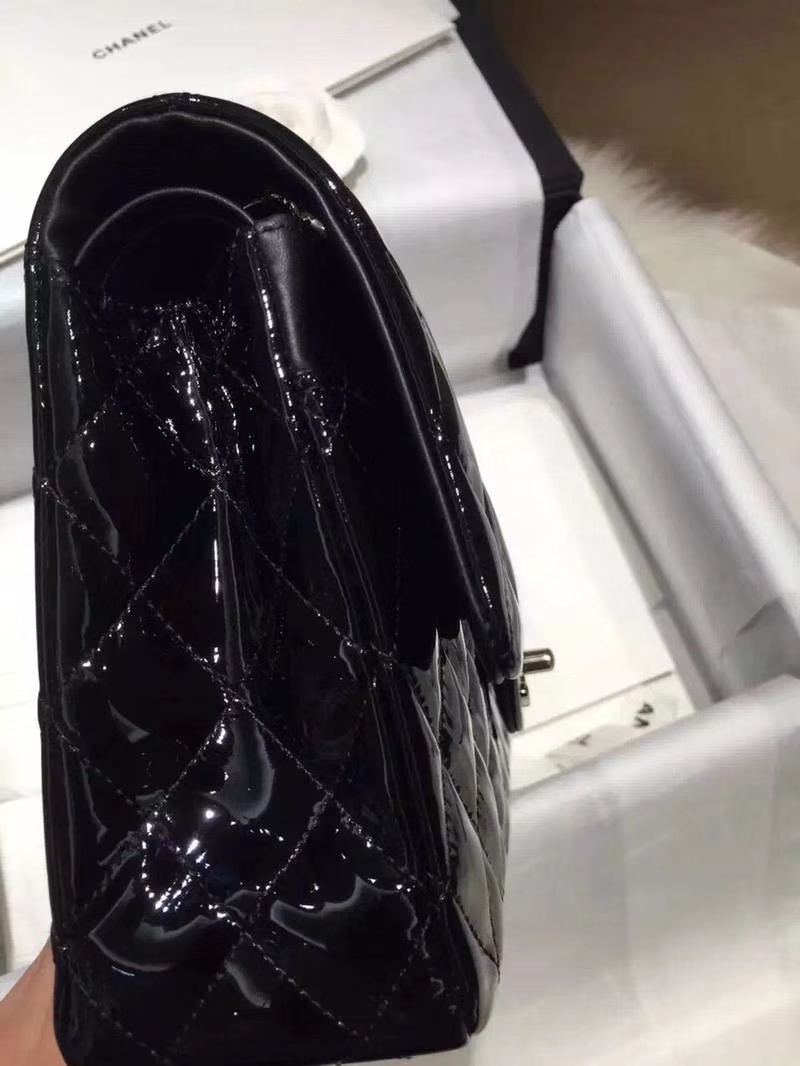 Chanel 香奈儿  Classic Flap  进口漆皮 25cm 黑色 银扣