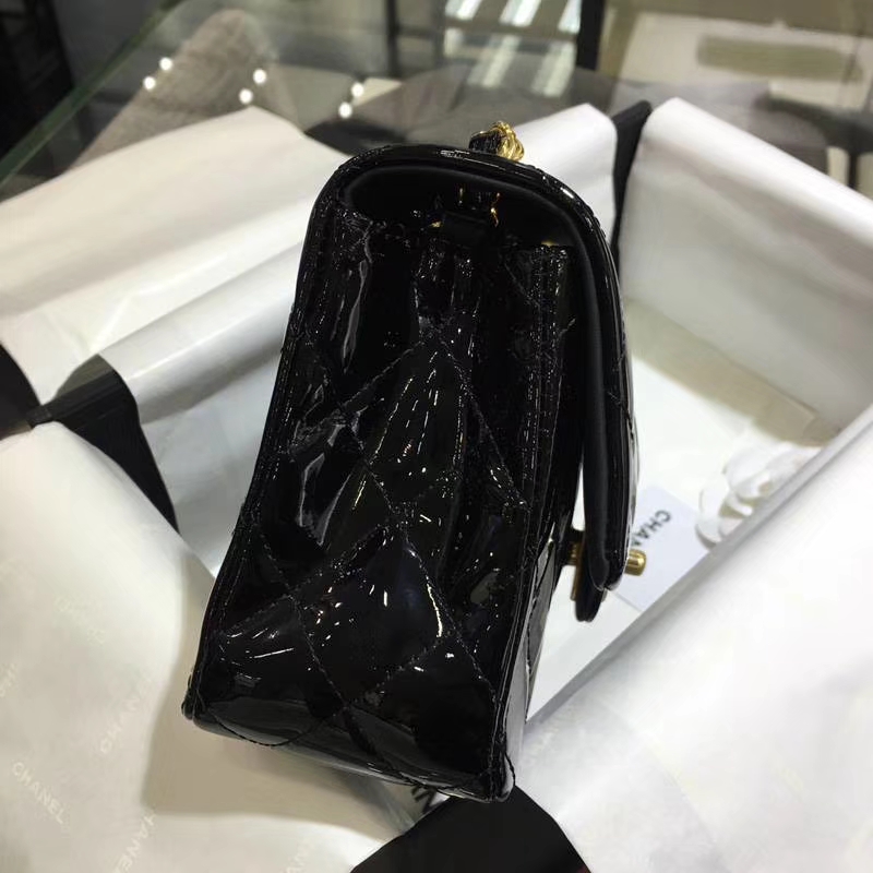 Chanel 香奈儿  Classic Flap  进口漆皮 20cm 黑色 金扣