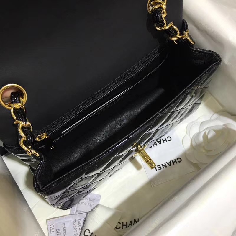 Chanel 香奈儿  Classic Flap  进口漆皮 20cm 黑色 金扣