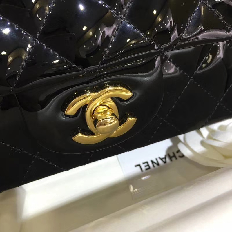 Chanel 香奈儿  Classic Flap  进口漆皮 20cm 黑色 金扣