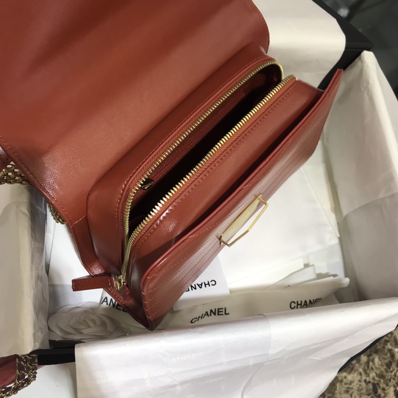 Chanel 香奈儿  2018巴黎汉堡系列 进口牛皮 斜跨包 中号16x7x23cm