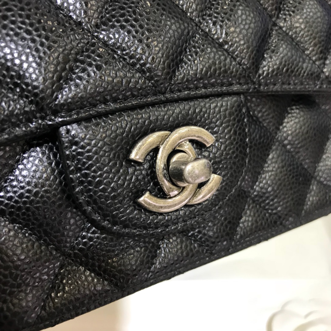 CF 小香最经典系列 鱼子酱 黑色配复古银五金 小号 20cm 现货 车边款