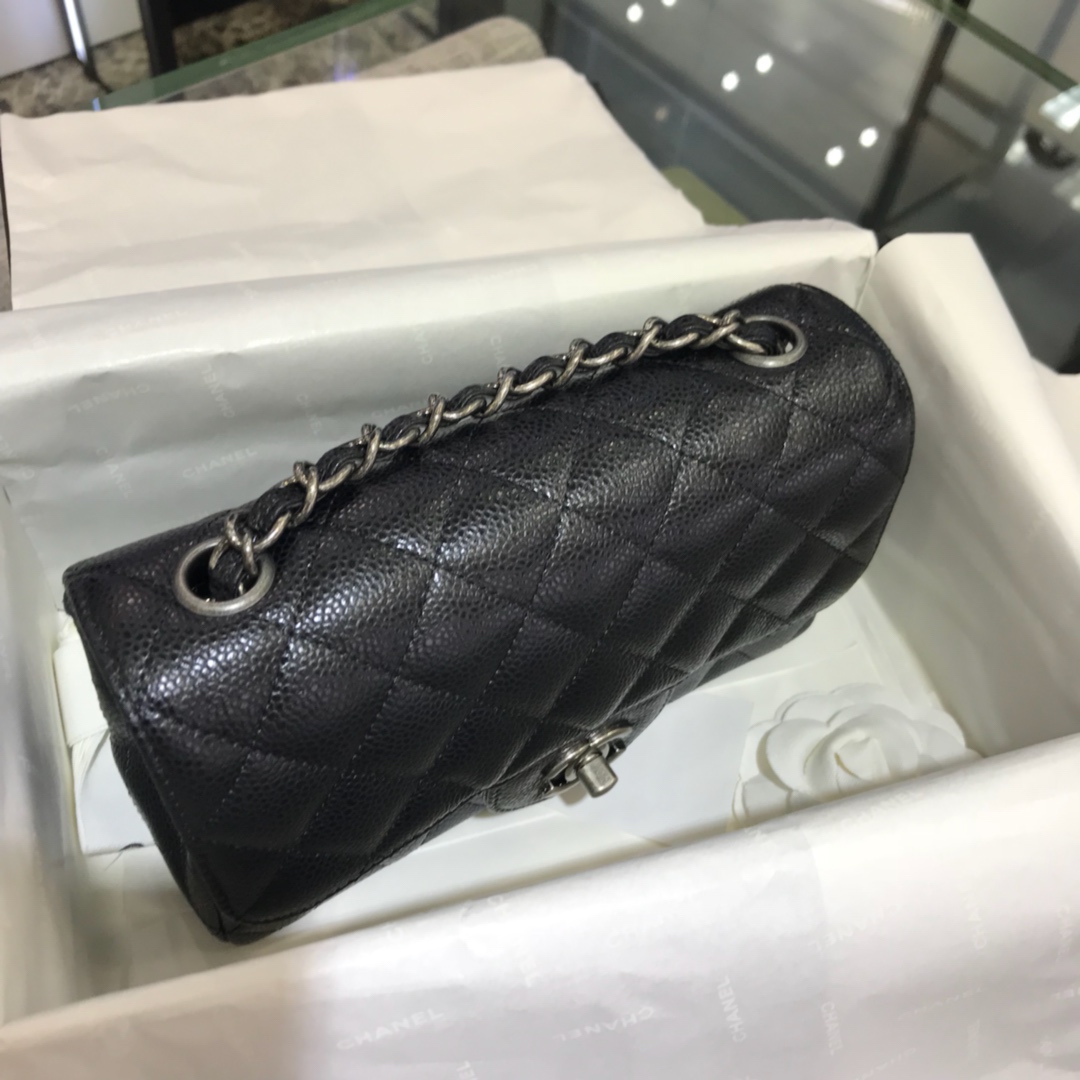 CF 小香最经典系列 鱼子酱 黑色配复古银五金 小号 20cm 现货 车边款