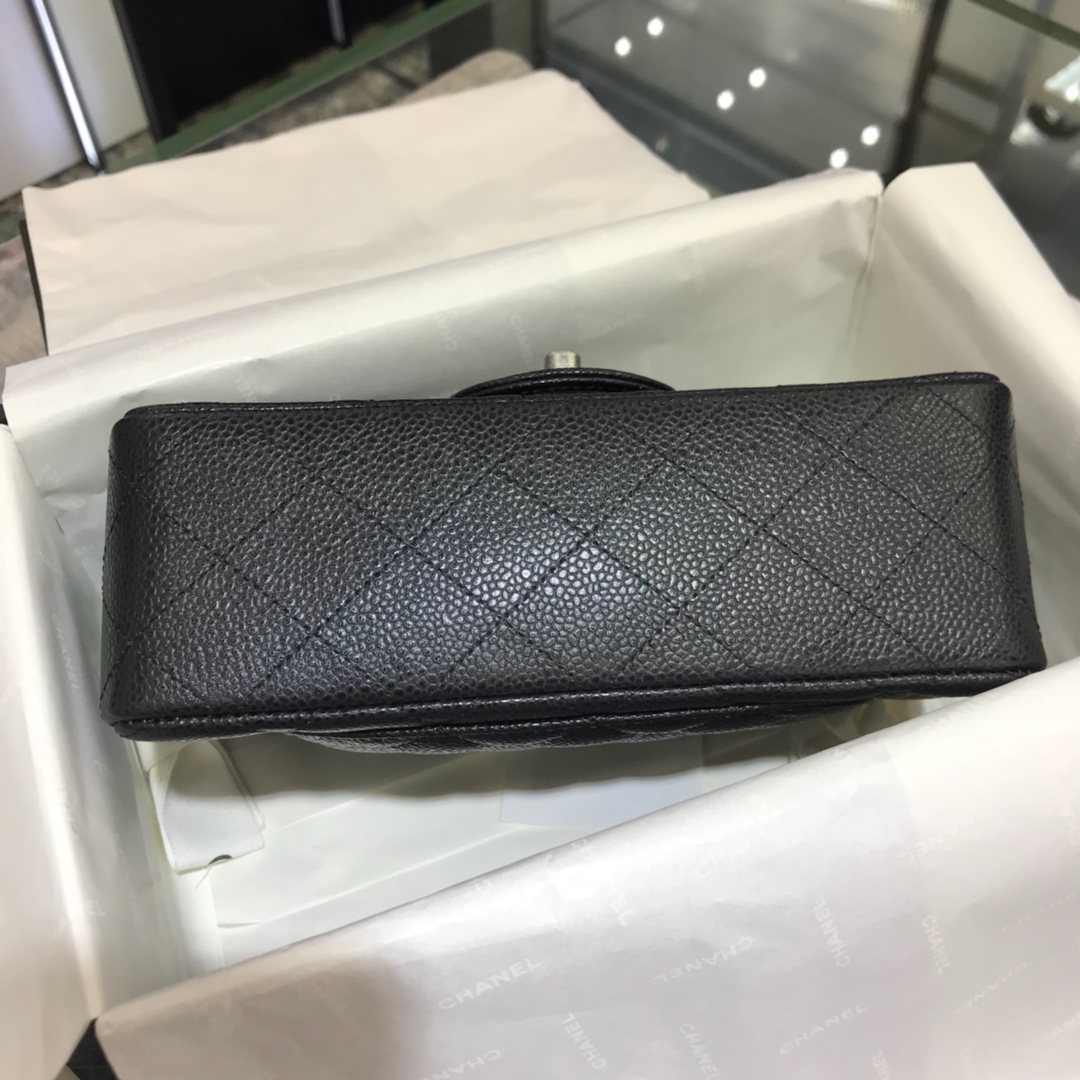 CF 小香最经典系列 鱼子酱 黑色配复古银五金 小号 20cm 现货 车边款