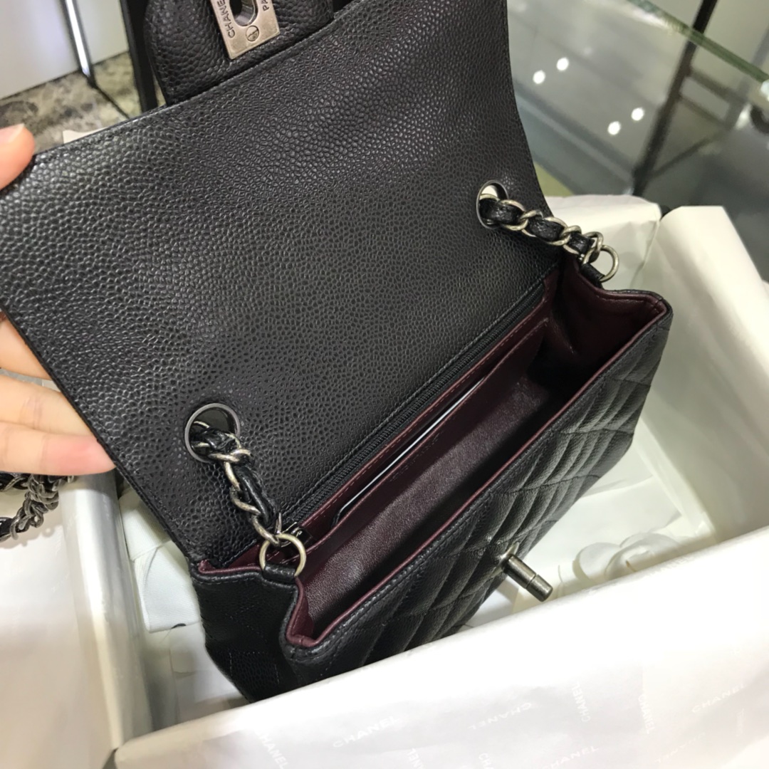 CF 小香最经典系列 鱼子酱 黑色配复古银五金 小号 20cm 现货 车边款