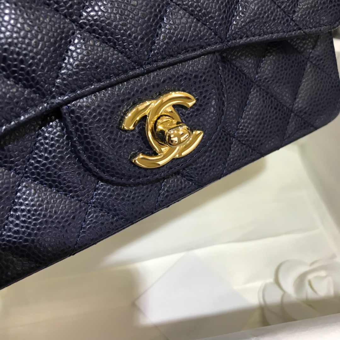 CF 小香最经典系列 鱼子酱 海军蓝配上金色五金 小号20cm 现货 车边款