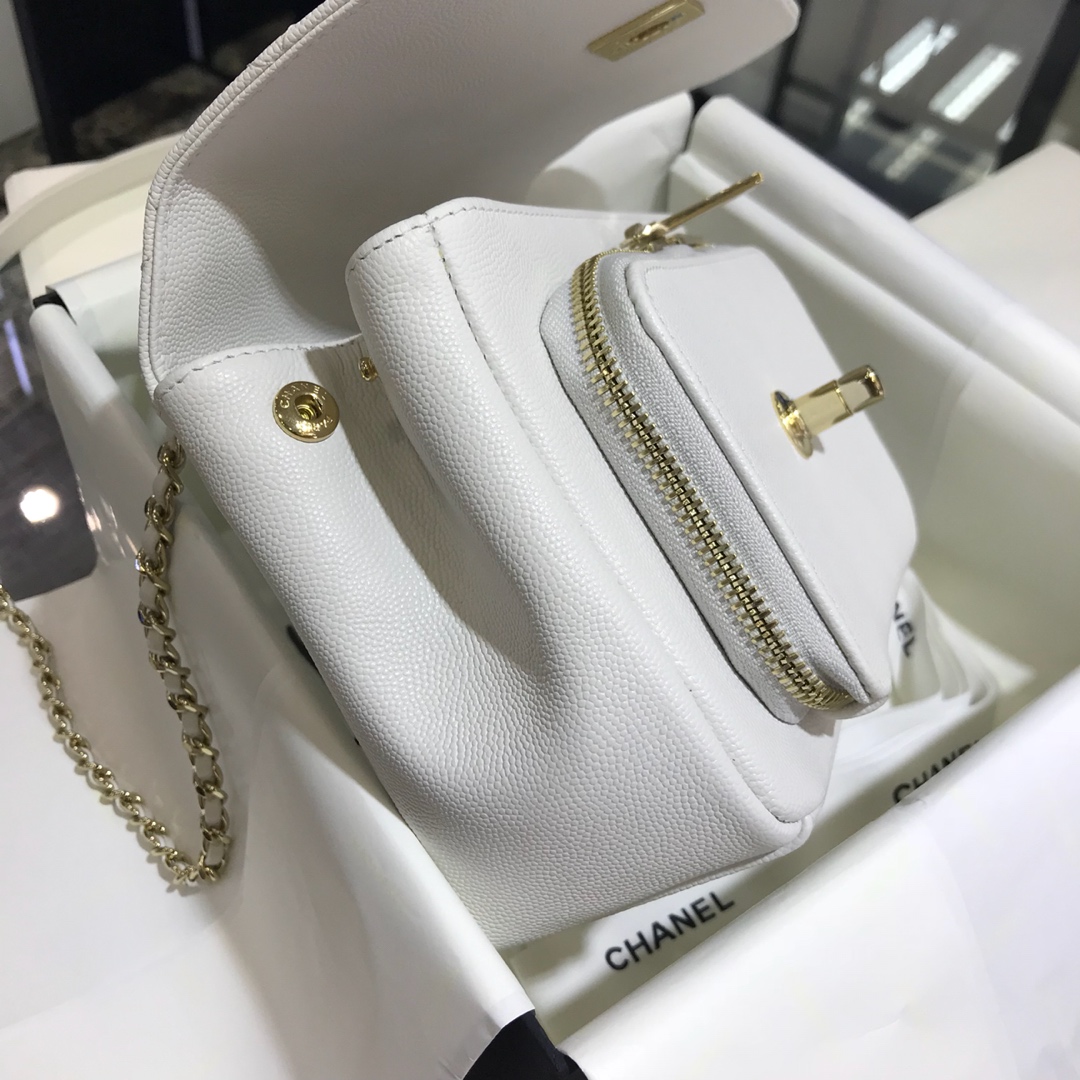 Chanel香奈儿 邮差包 20cm 纯白色 进口小鱼子酱 香槟五金 现货