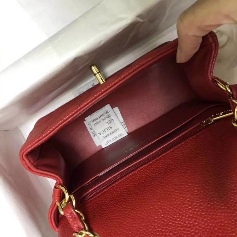Chanel 香奈儿 Chanel Classic Flap cf 鱼子酱 17cm 大红 金扣 现货